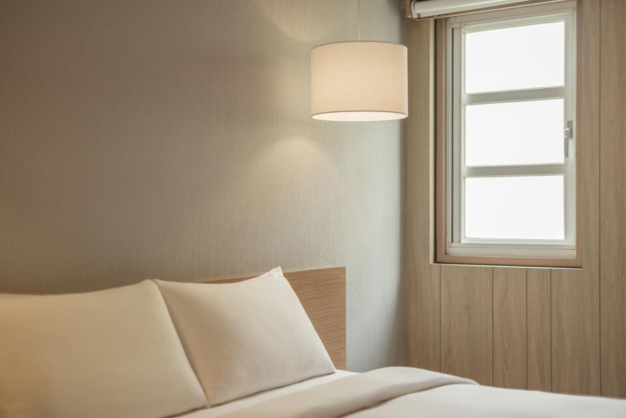 Kindness Hotel - Tainan Chihkan Tower Szoba fotó