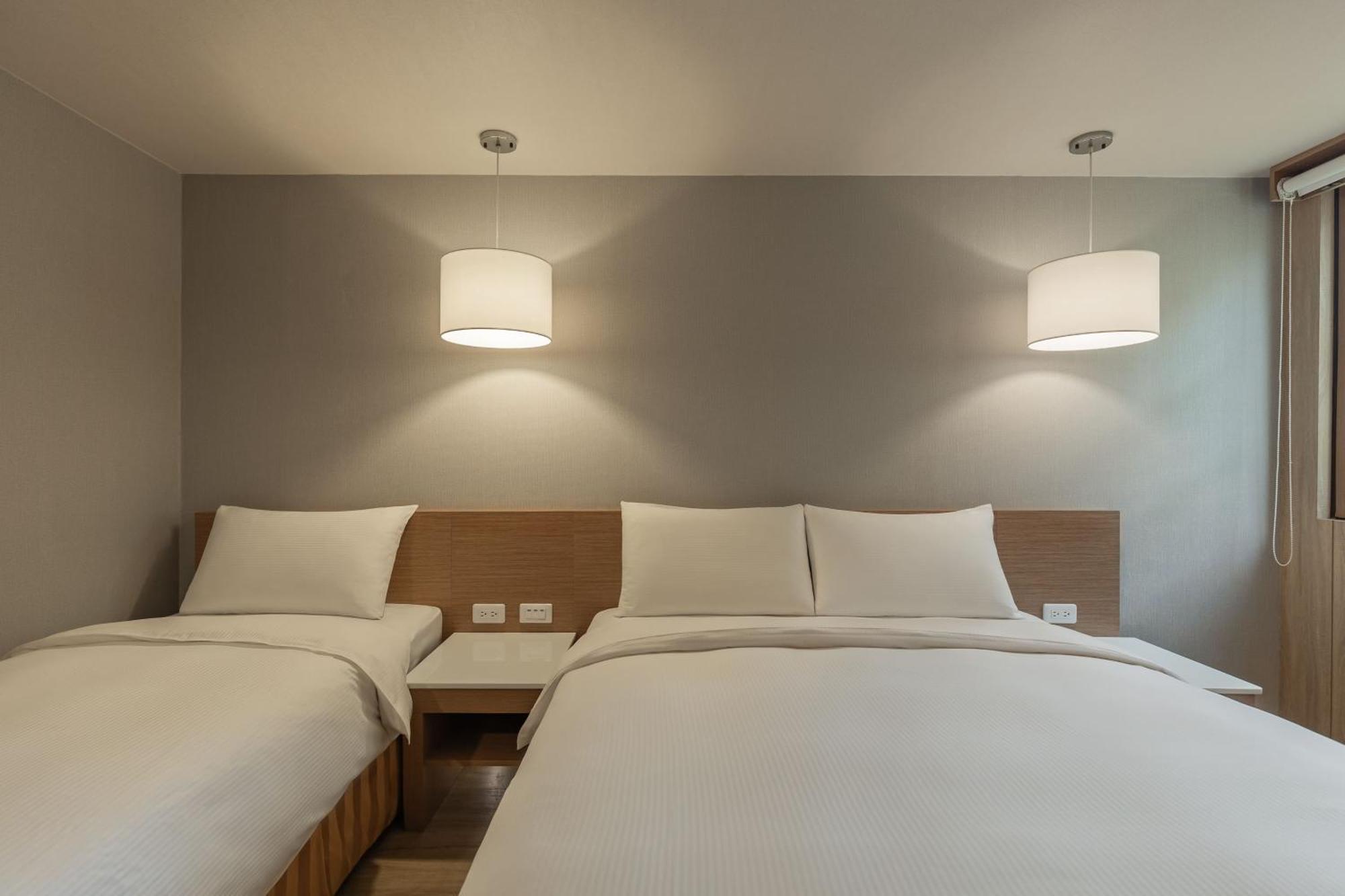 Kindness Hotel - Tainan Chihkan Tower Szoba fotó